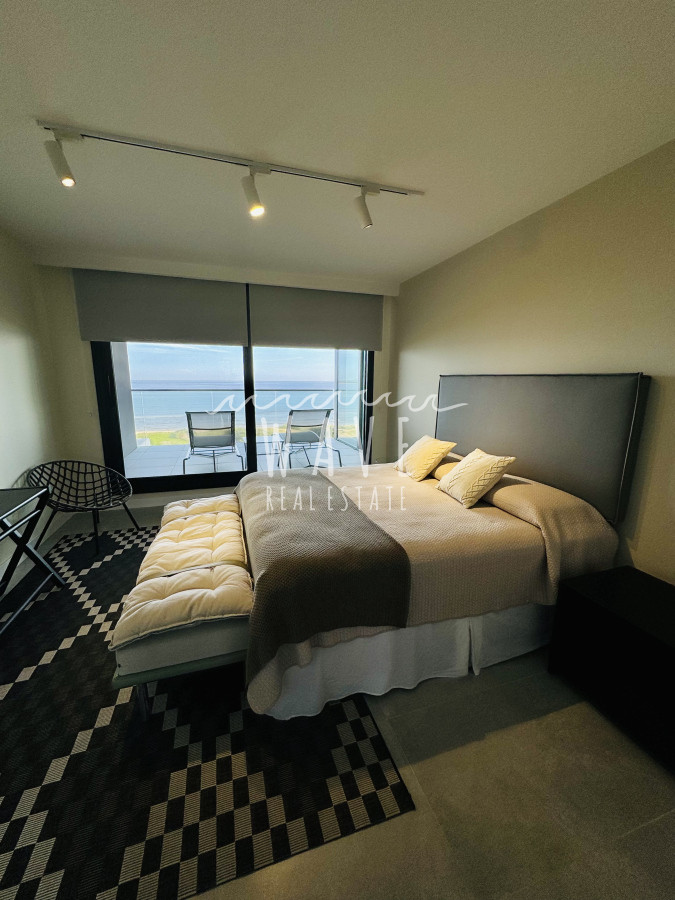 Apartamento ID.4070 - Venta departamento 3 Dorm playa mansa, Punta del este