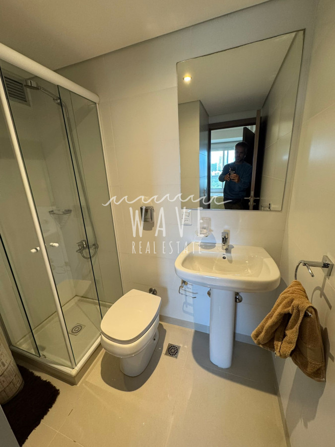 Apartamento ID.4249 - Venta apartamento 2 dormitorios y dependencia parada 10 Brava