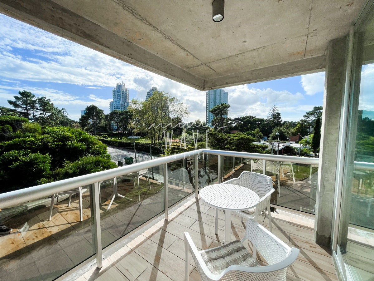 Apartamento ID.4199 - VENTA - Apartamento 1 dormitorio, terraza . Mansa , Punta del Este.