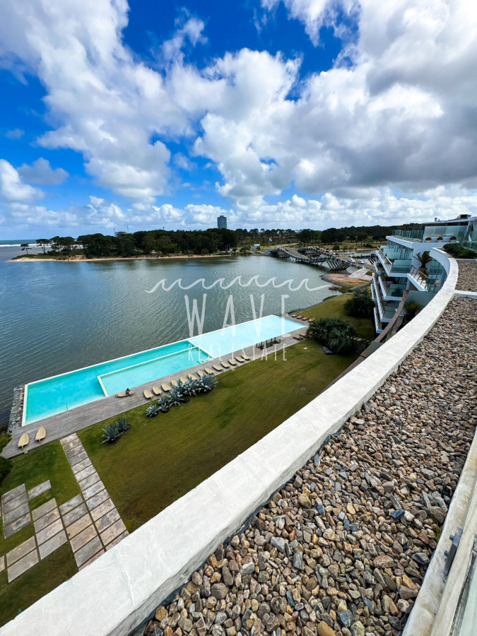 Apartamento ID.4945 - Espectacular penthouse en alquiler y venta la barra 