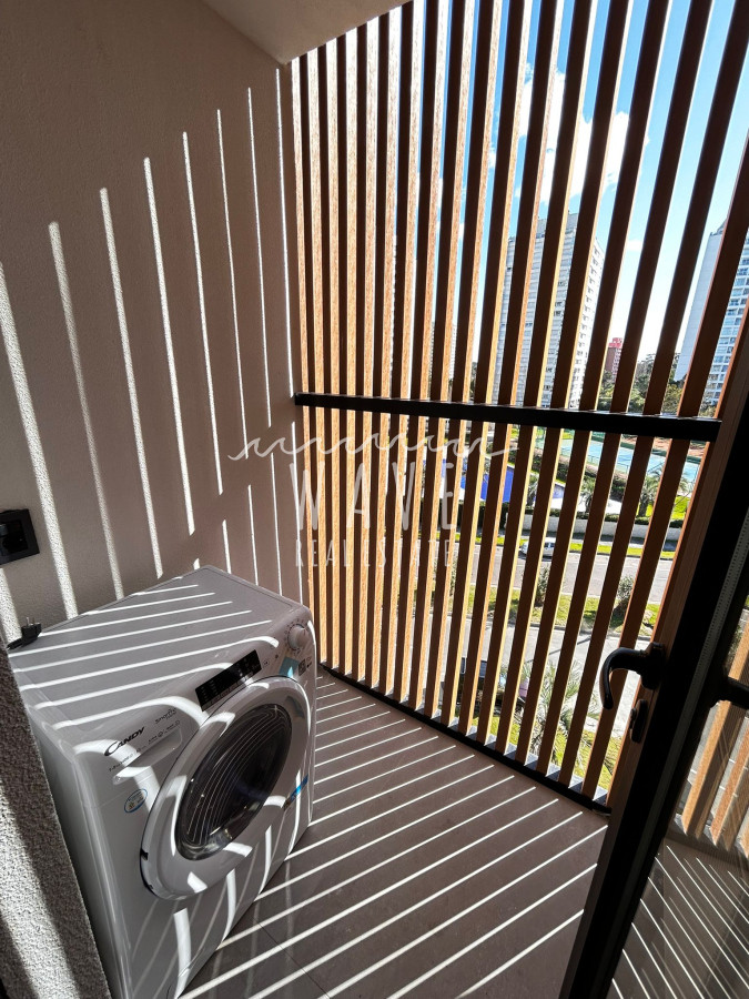 Apartamento ID.4929 - Venta departamento 3 dormitorios, playa mansa, Punta del Este 