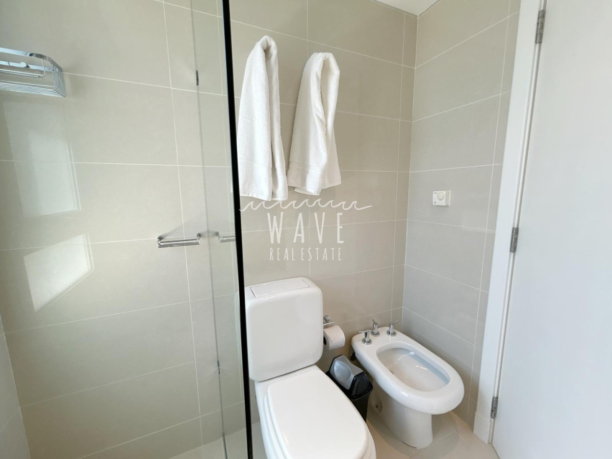 Apartamento ID.5368 - Venta Alquiler temporal Departamento 3 dormitorios Playa brava