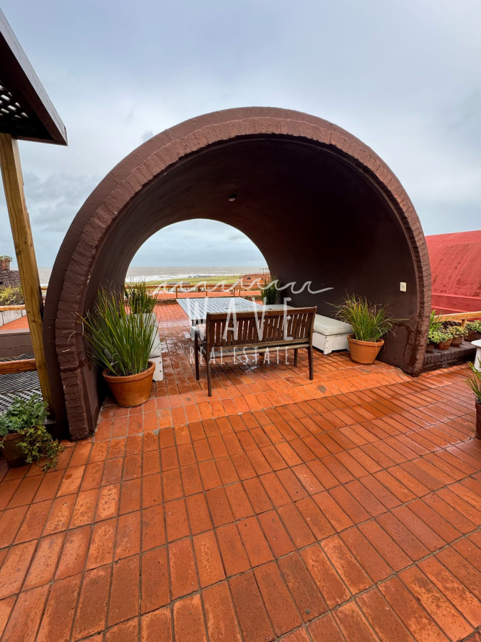 Apartamento ID.4835 - Manantiales, Venta de Exclusivo Apartamento Frente al Mar