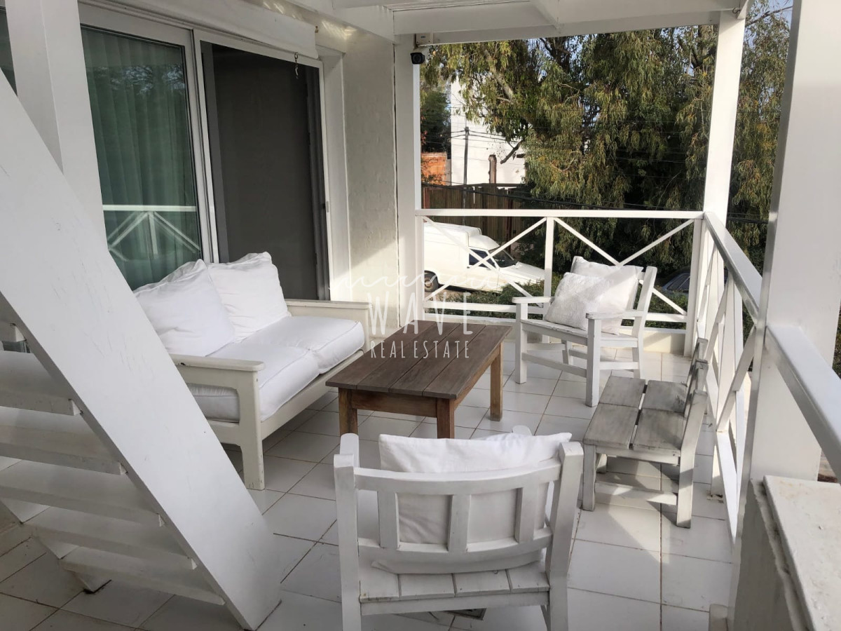 Apartamento ID.4312 - La Barra, a metros del agua, 3 suites, terraza con parrillero, mirador al mar.