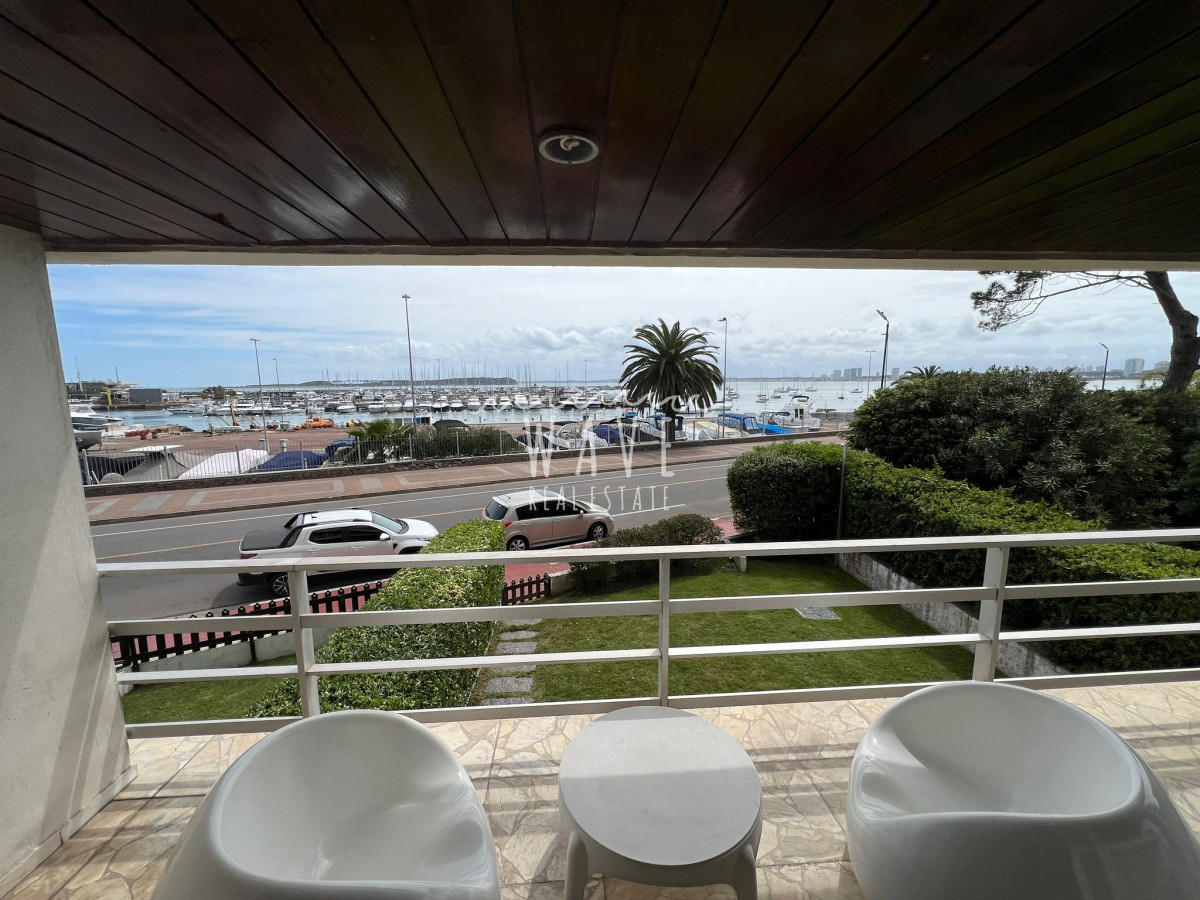 Apartamento ID.4537 - Apartamento en primera linea puerto  Punta del Este en alquiler temporal 