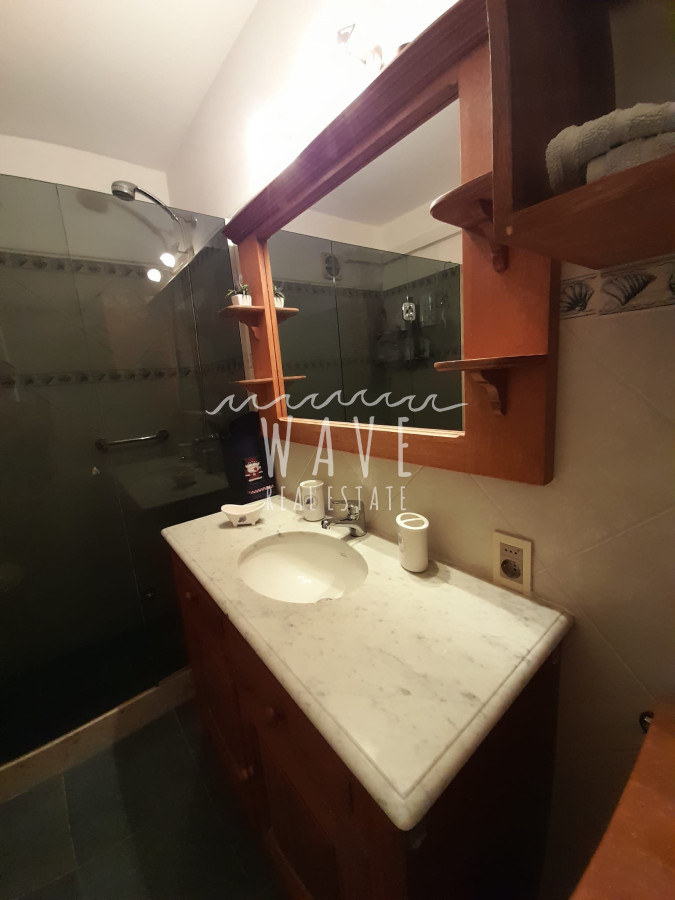 Apartamento ID.1617 - Invernal 2024 Disponible . Monoambiente en Mansa, frente al mar.