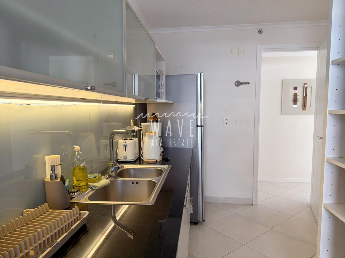 Apartamento ID.5457 - Venta Ocean Drive Piso Alto 3 dorm en suite
