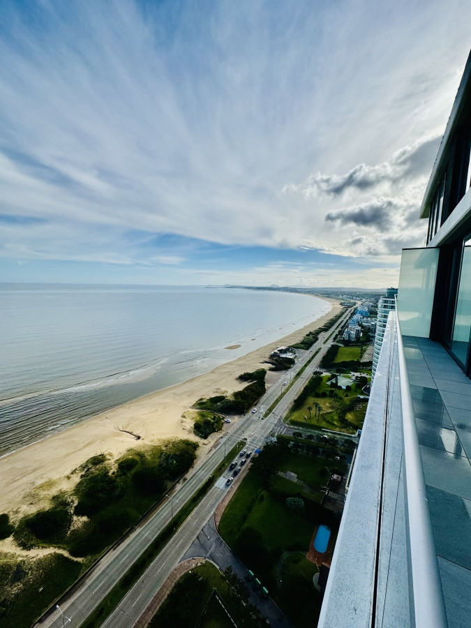 Venta Espectacular Penthouse, primera fila playa mansa
