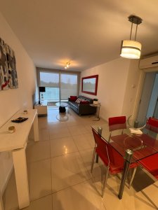 Alquiler anual departamento 2 dormitorios, Brava, Punta del Este 