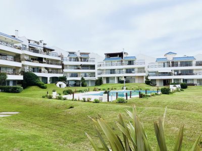 Alquiler Anual, Apartamento frente a Bikini Beach, Manantiales, 4 dormitorios y vista al mar