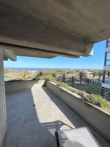 Venta de Apartamento de 4 dormitorios + servicio en San Rafael, Punta del Este.