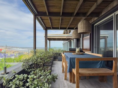 Alquiler de verano, Apartamento de 3 dormitorios en Montoya, La Barra. Con amenities