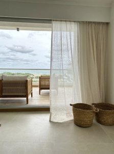 Venta de Penthouse sobre plaza Brava, con 2 dormitorios en suite y amenities