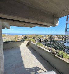 Venta de Apartamento de 4 dormitorios + servicio en San Rafael, Punta del Este.