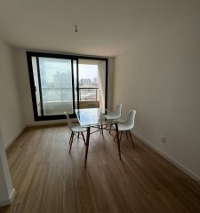 Venta de Apartamento con 2 dormitorios y 1 baño, parada 3 de playa brava