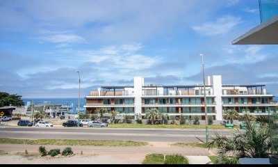 Venta departamento 2 Dorm Manantiales, Punta del este