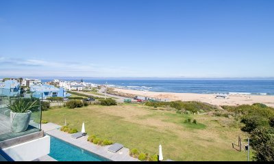 Venta espectacular departamento sobre el mar, Manantiales