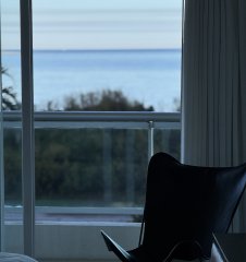 Venta de Apartamento de 3 suites en Torre Aquarela, primera fila de la Mansa.