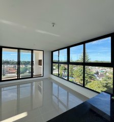 Venta de Apartamento de 2 DORMITORIOS AV ROOSEVELT