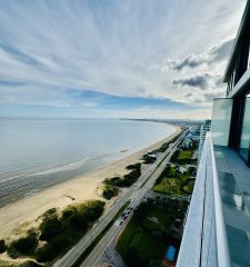 Venta Espectacular Penthouse, primera fila playa mansa