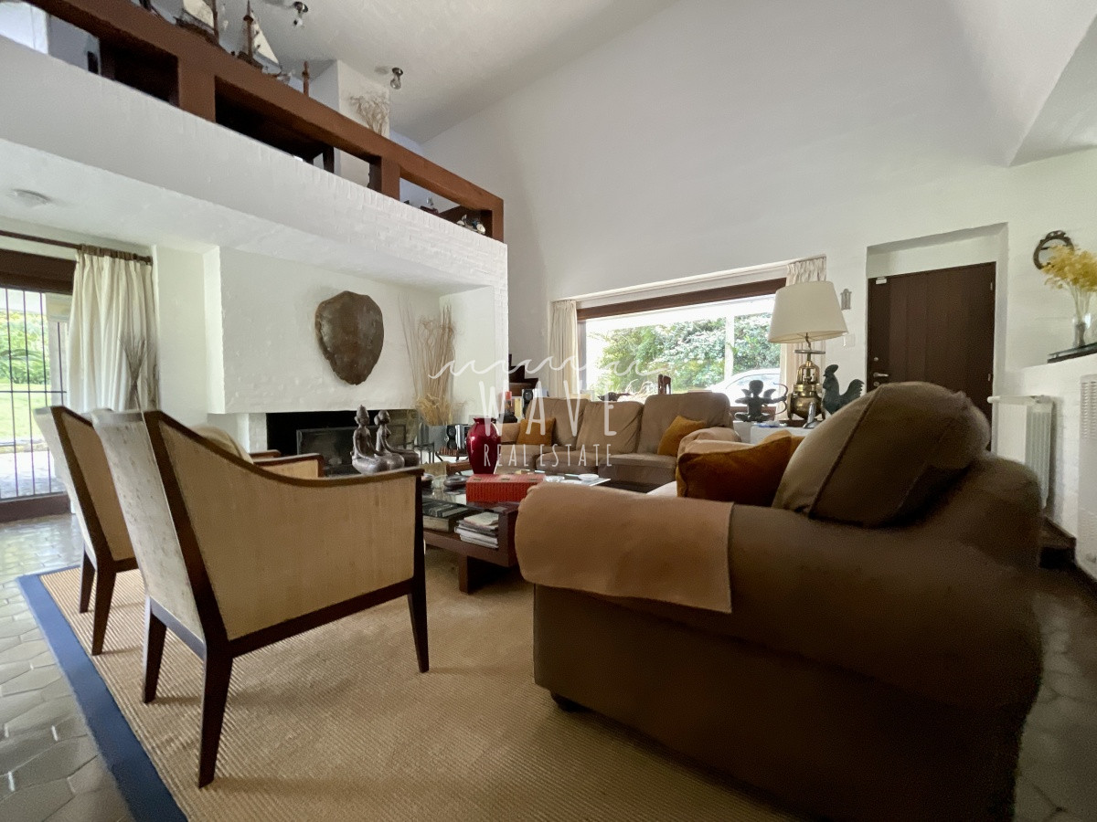 Casa ID.1562 - VENTA- MAGNIFICO CHALET EN ZONA GOLF- PUNTA DEL ESTE