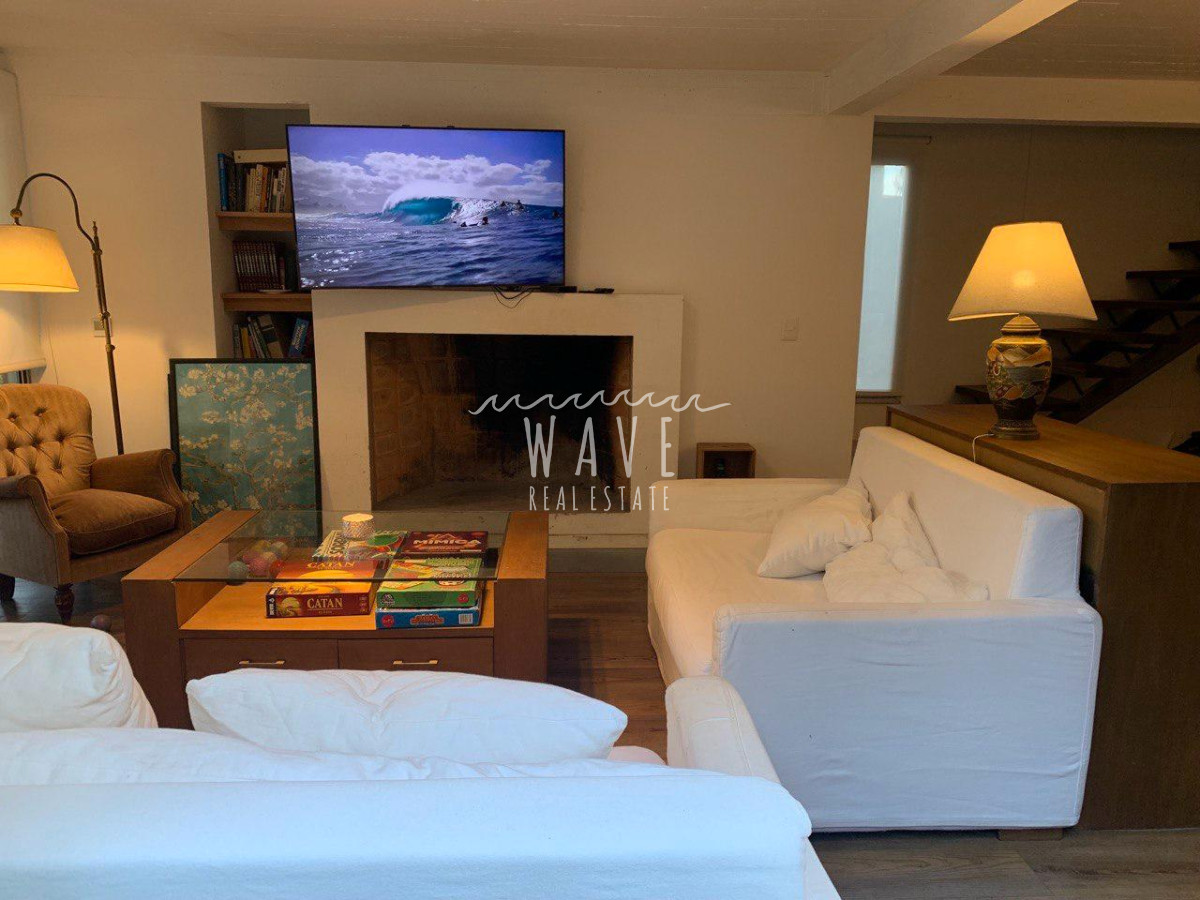 Casa ID.1140 - Alquiler Temporal de Verano, Casa de 3 dormitorios en Montoya, con piscina