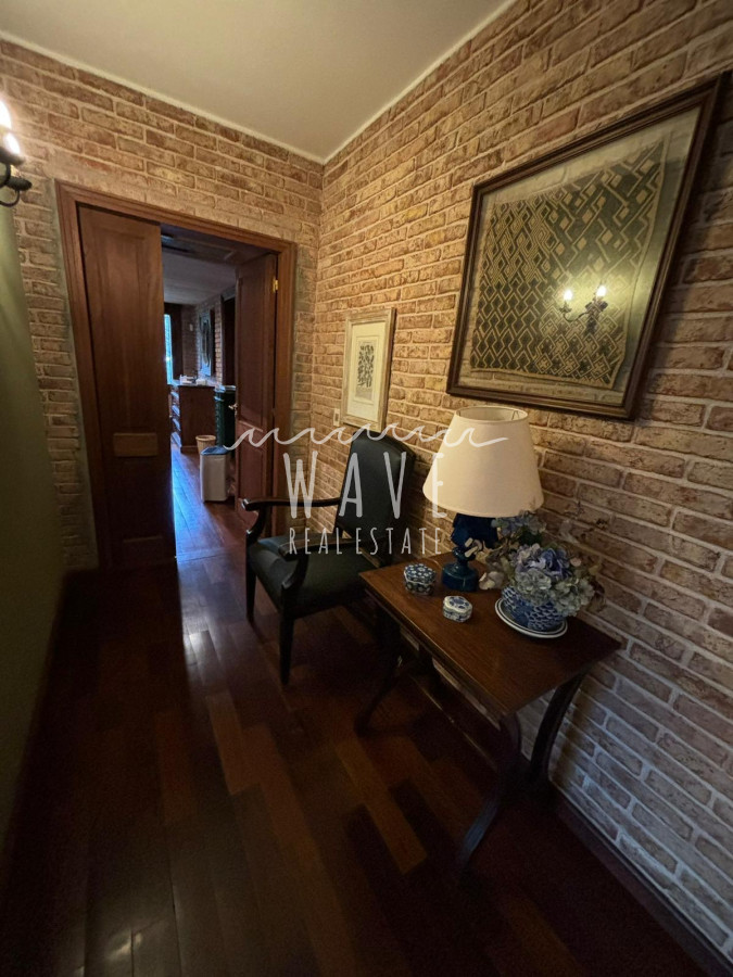 Casa ID.4421 - Venta espectacular Casa de 4 dormitorios en Mansa, Punta del este 