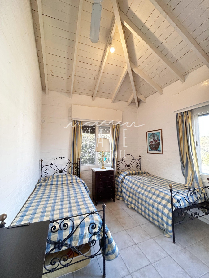 Casa ID.3955 - Venta Casa Barrio Privado, Punta del Este 