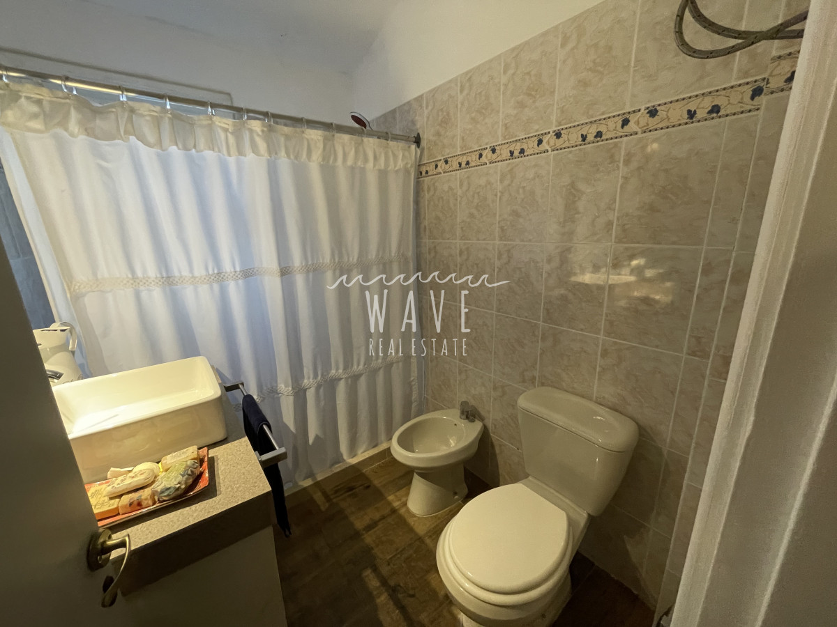 Casa ID.5057 - Hermoso chalet en playa mansa en alquiler de temporada 