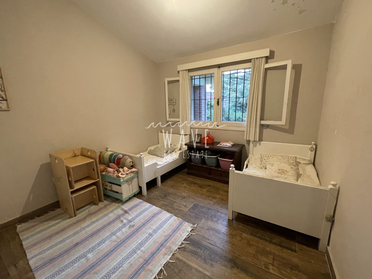 Casa ID.5057 - Hermoso chalet en playa mansa en alquiler de temporada 