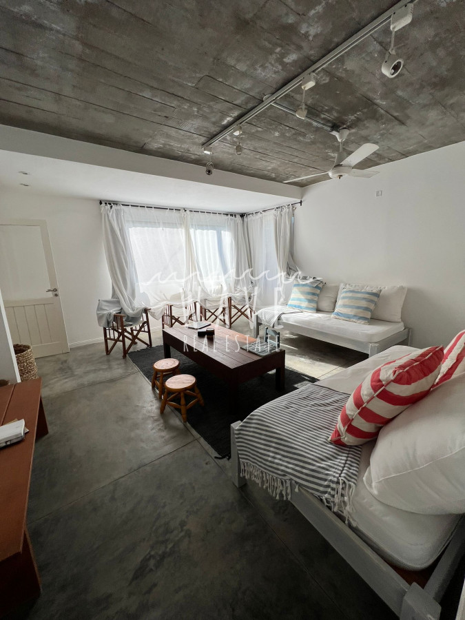 Casa ID.888 - El Chorro a metros del mar, 4 dormitorios, playroom, terrazas con vista, piscina.