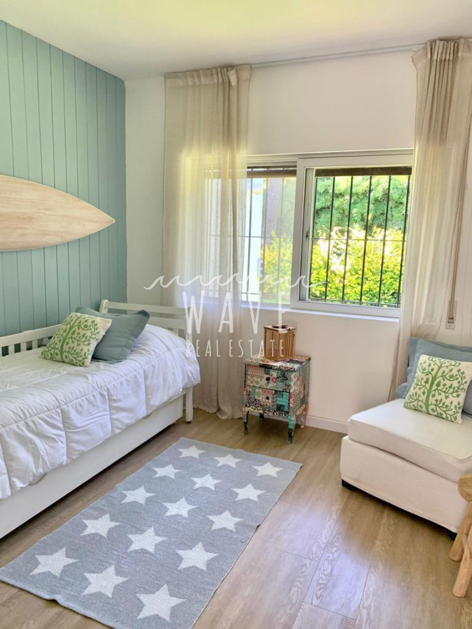 Casa ID.4289 - Moderna casa en alquiler temporal playa mansa 