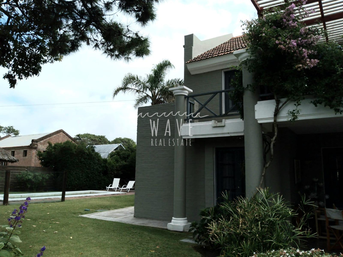 Casa ID.4 - Excelente casa en la mejor zona de Montoya ( 30% debajo de su valor)