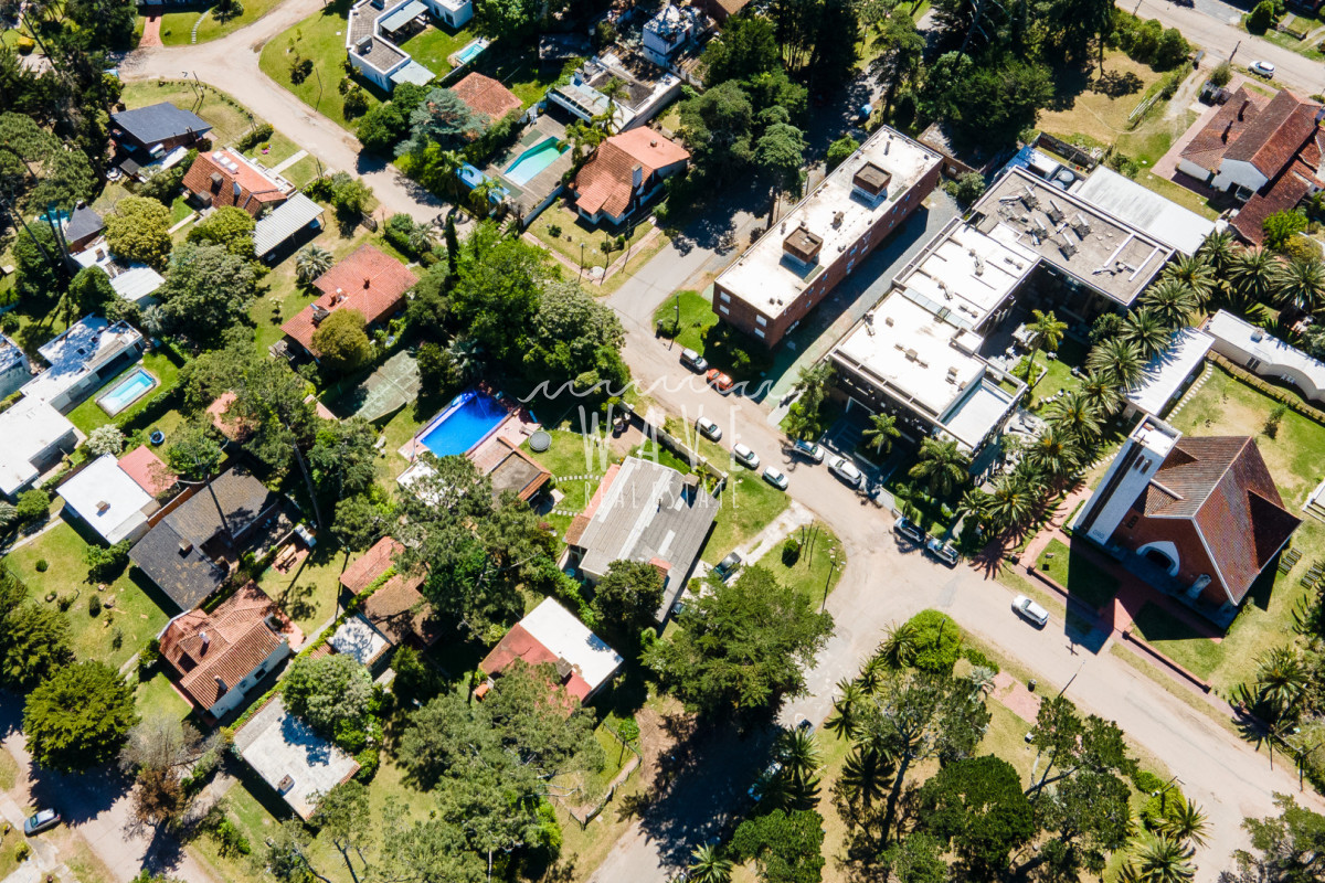 Casa ID.5035 - Alquiler temporal Casa San Rafael Punta del Este, 8 suites, 200 mts del mar! 