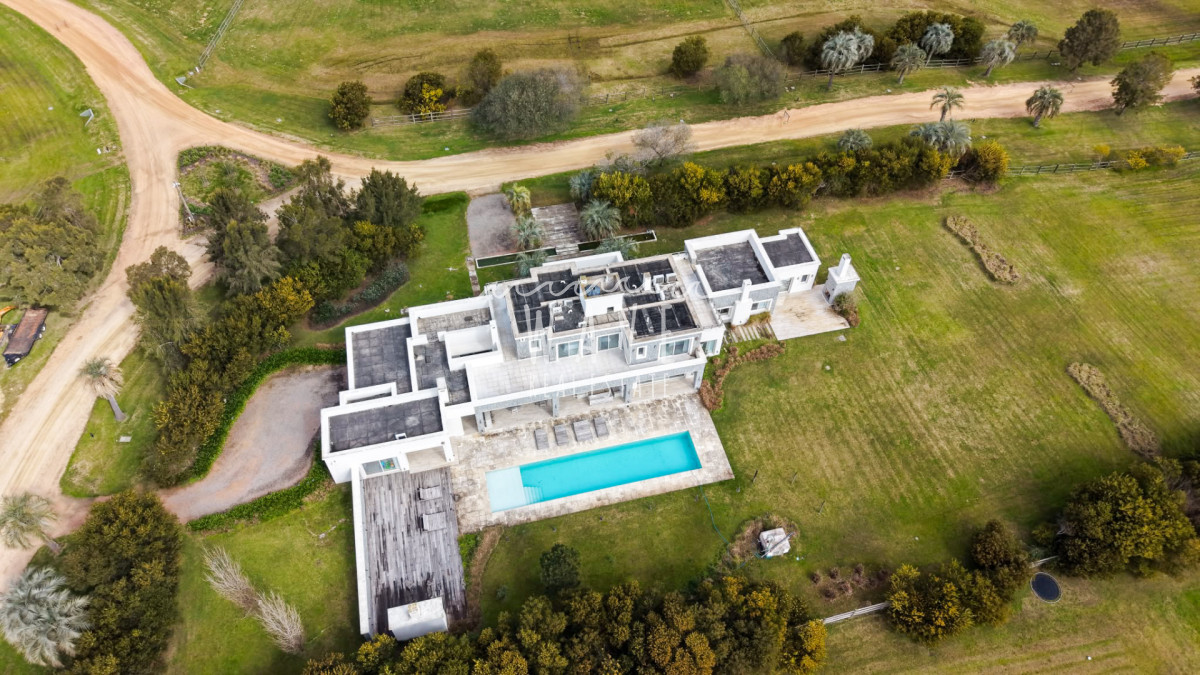 Casa ID.6136 -  Espectacular residencia de 6 suites en Laguna Estates | 5.000 m² de terreno y vista a Laguna Blanca