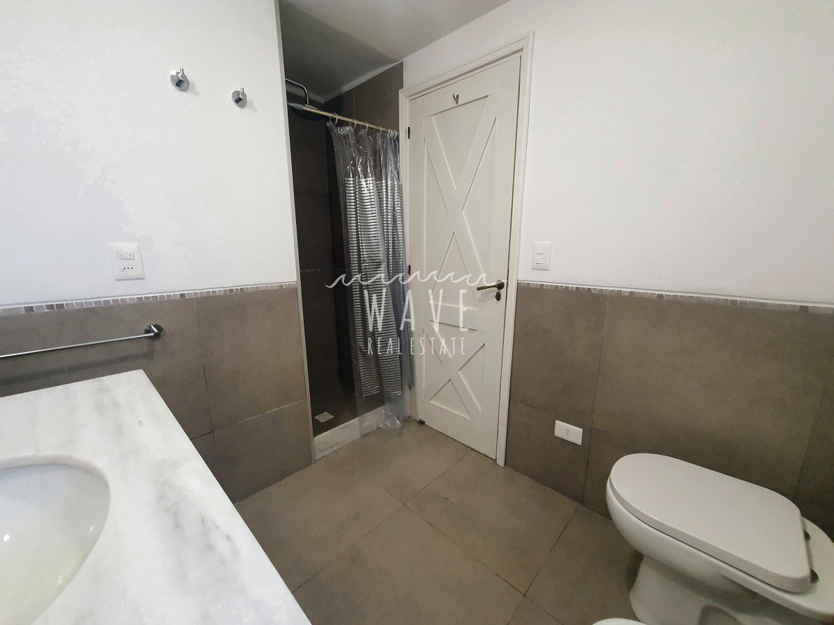 Casa ID.1391 - VENTA Y ALQUILER DE CASA DE 3 DORMITORIOS, 2 SUITES Y 3 BAÑOS EN LA BARRA