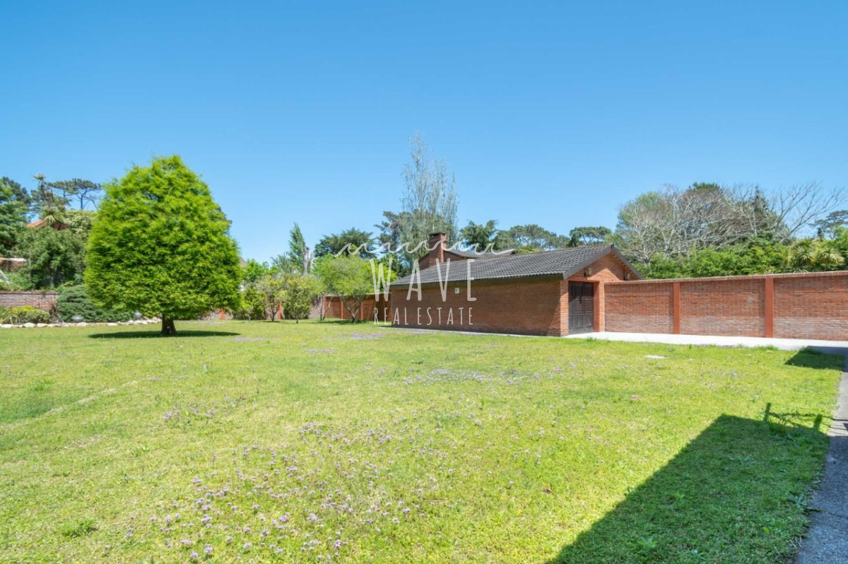 Casa ID.4628 - Alquiler espectacular casa en Beverly Hills, Punta del Este 