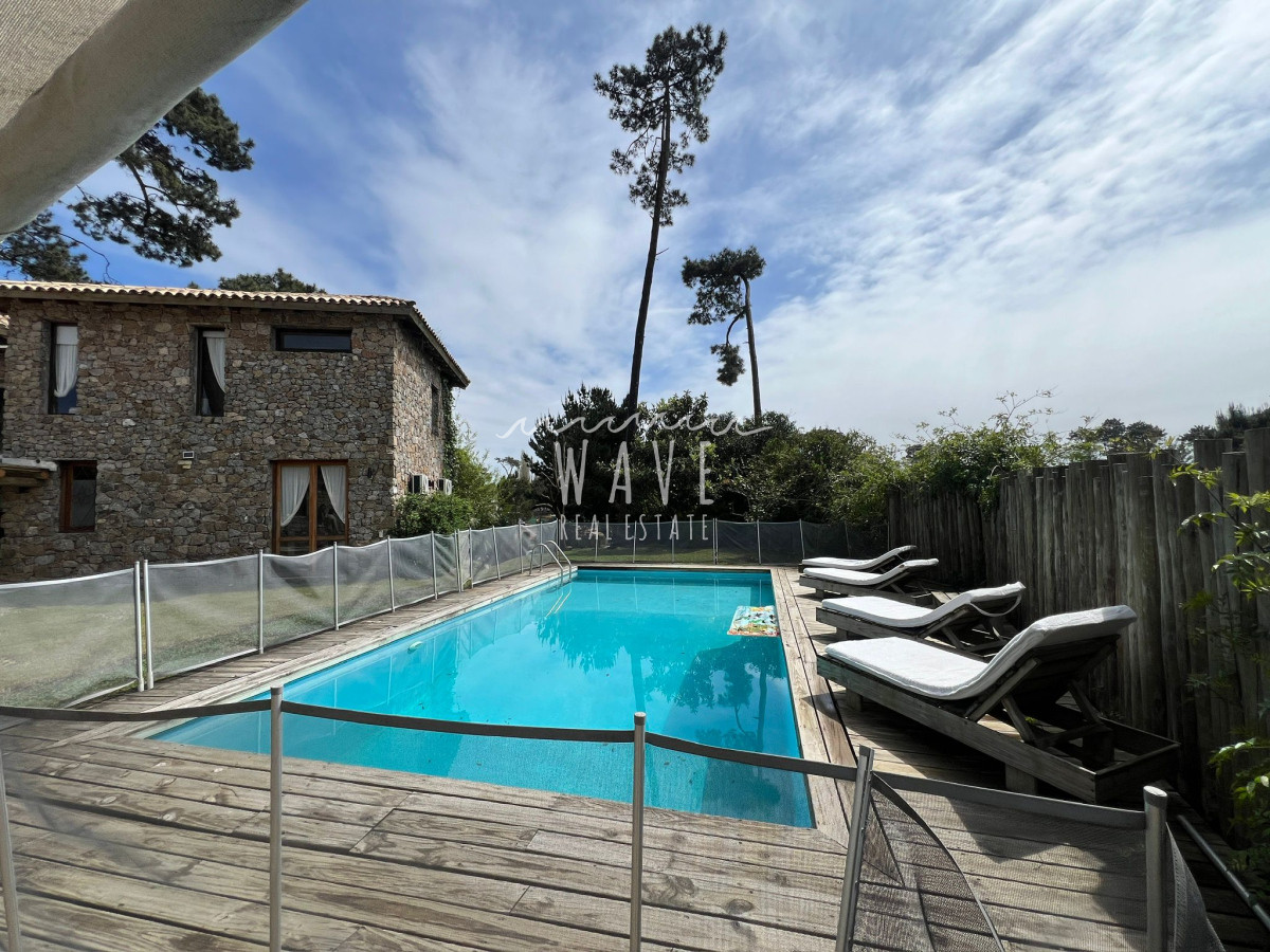 Casa ID.4541 - Alquiler de Temporada, Casa en Barrio Marly, 3 dormitorios