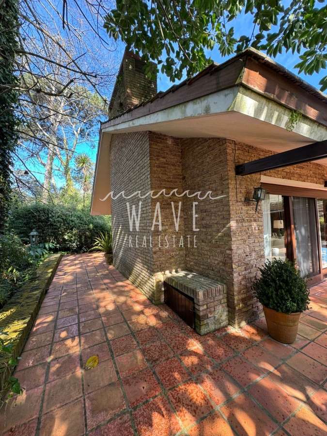 Casa ID.4421 - Venta espectacular Casa de 4 dormitorios en Mansa, Punta del este 