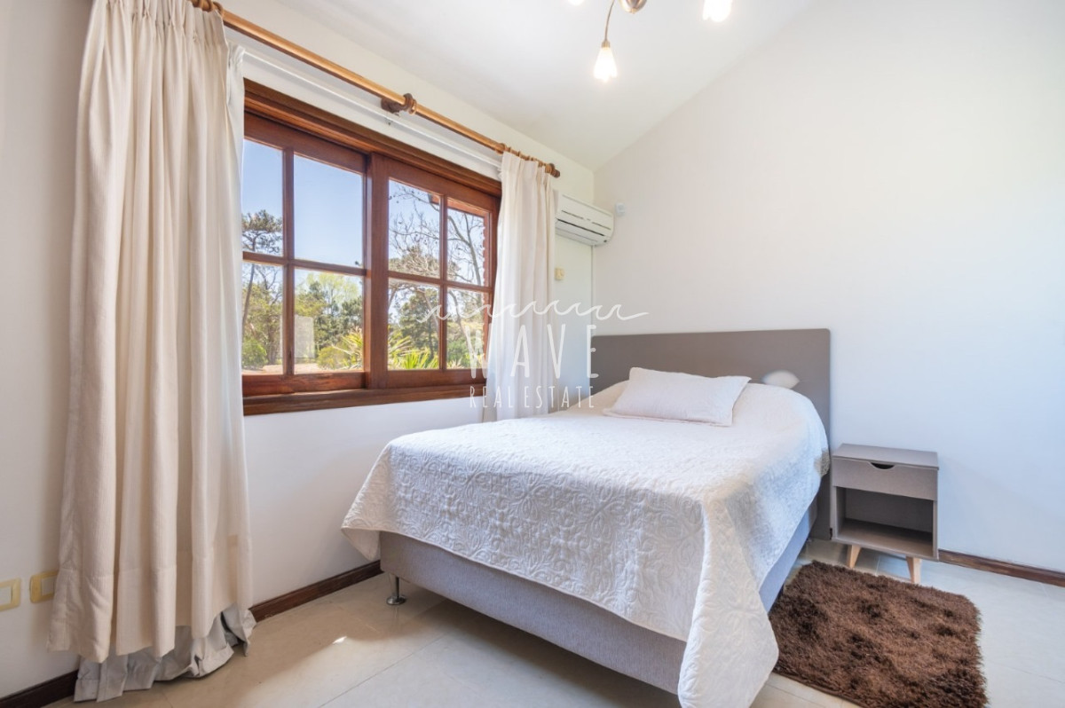 Casa ID.4628 - Alquiler espectacular casa en Beverly Hills, Punta del Este 