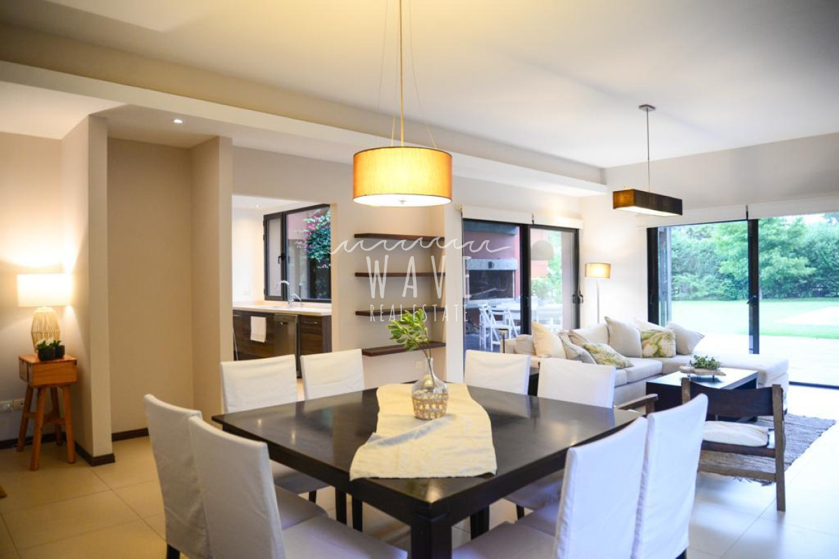 Casa ID.4034 - Espectacular casa en Alquiler, barrio privado,  Punta del Este, Barrio Privado La Arbolada 