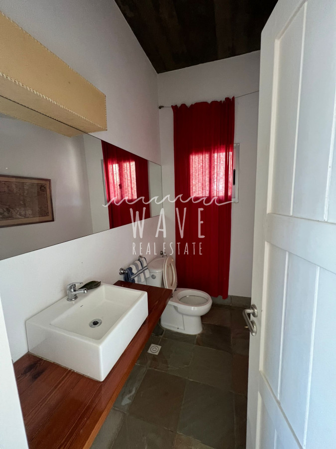 Casa ID.888 - El Chorro a metros del mar, 4 dormitorios, playroom, terrazas con vista, piscina.