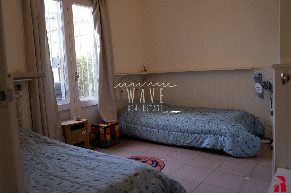 Casa ID.5308 - Venta de casa de 4 dormitorios + dep. en Cantegril, Punta del Este