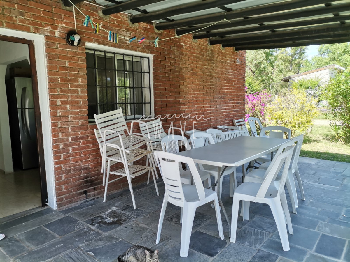 Casa ID.1673 - La Barra, Casa en Alquiler Anual El Tesoro 3 dormitorios  