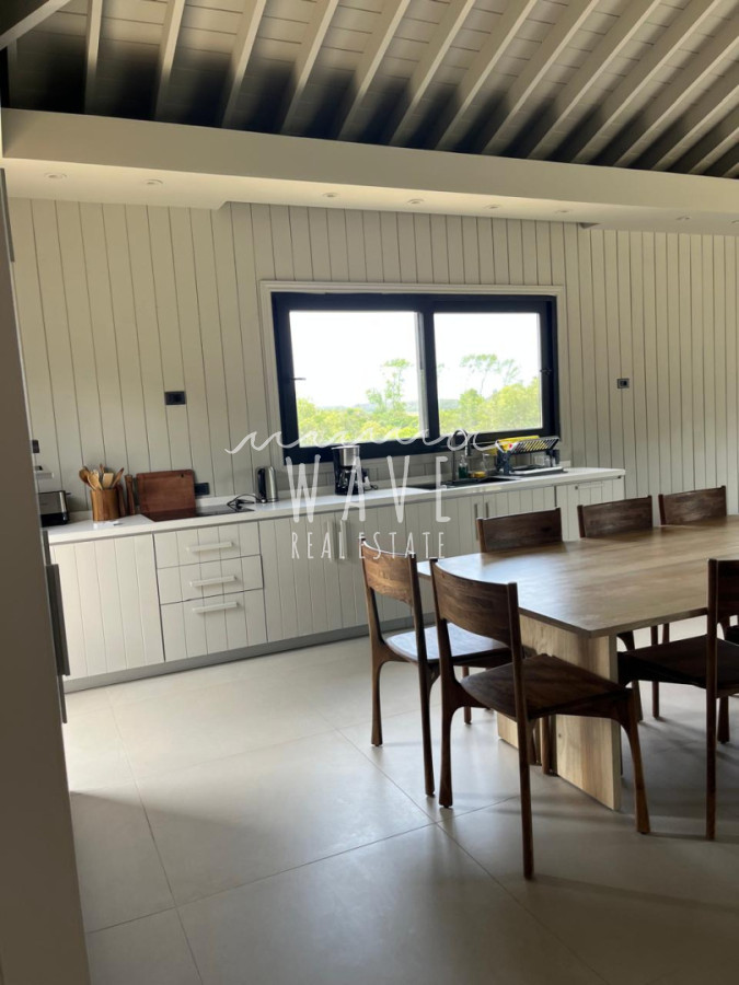 Casa ID.5412 - Venta Alquiler Casa 4 dormitorios y servicio Puerto Quetzal La barra