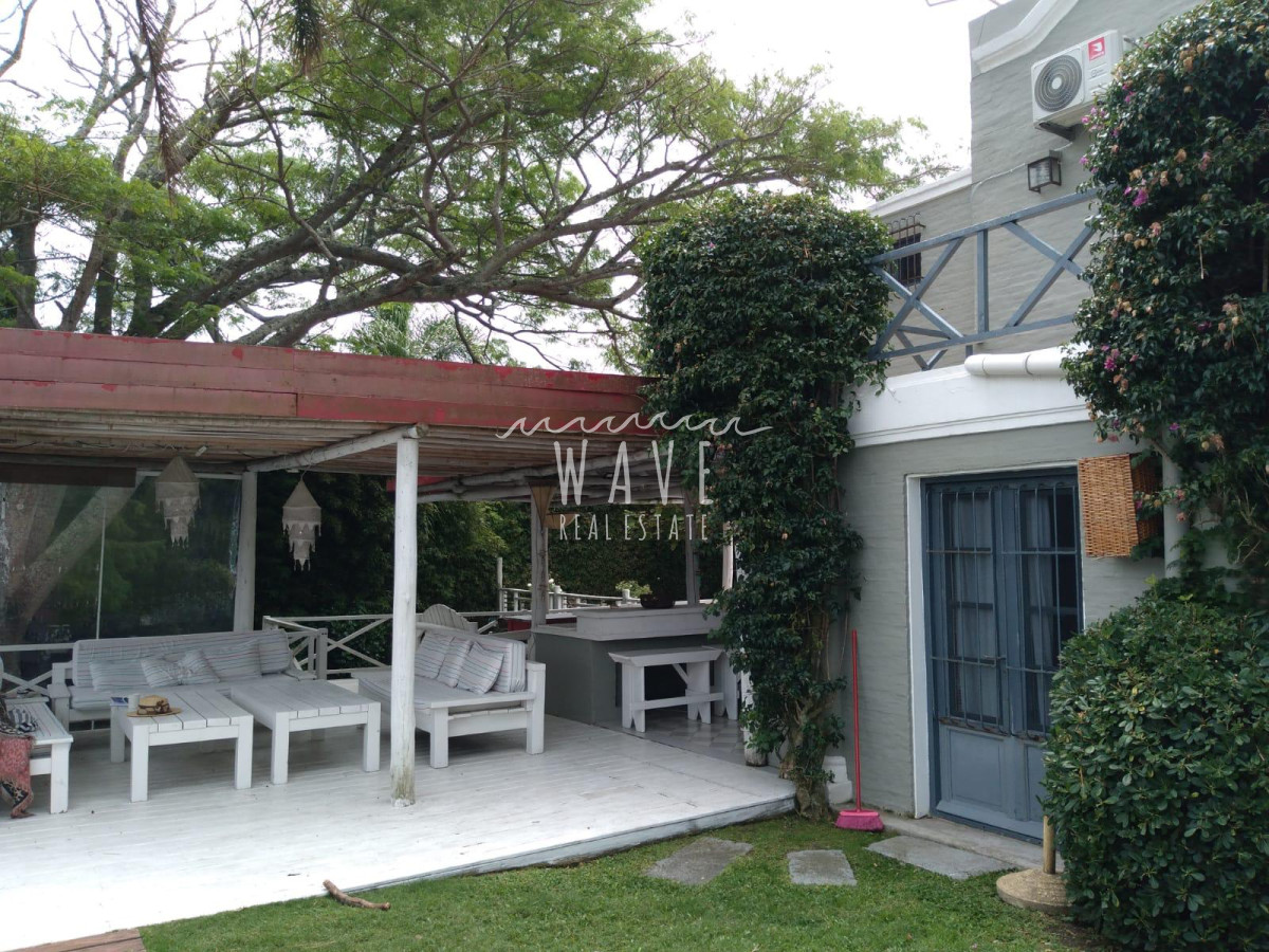 Casa ID.4 - Excelente casa en la mejor zona de Montoya ( 30% debajo de su valor)