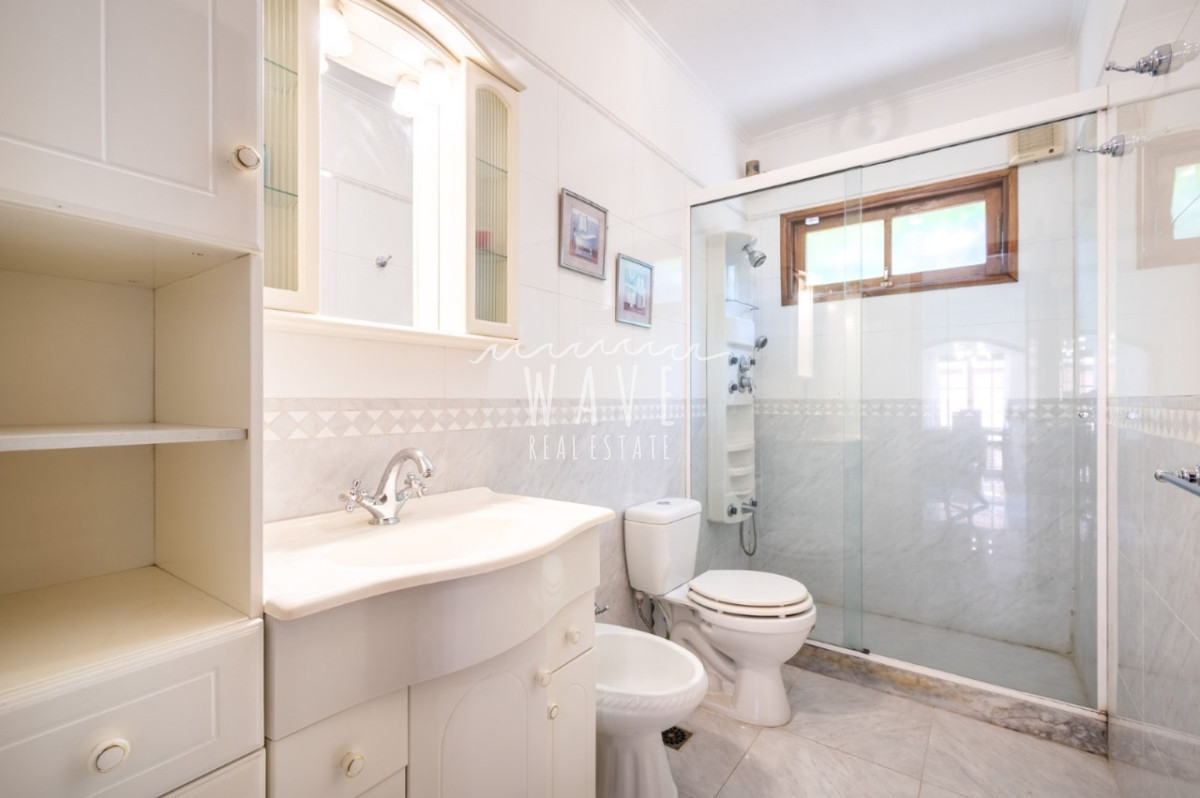 Casa ID.4628 - Alquiler espectacular casa en Beverly Hills, Punta del Este 