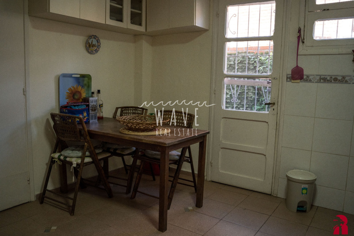 Casa ID.5308 - Venta de casa de 4 dormitorios + dep. en Cantegril, Punta del Este