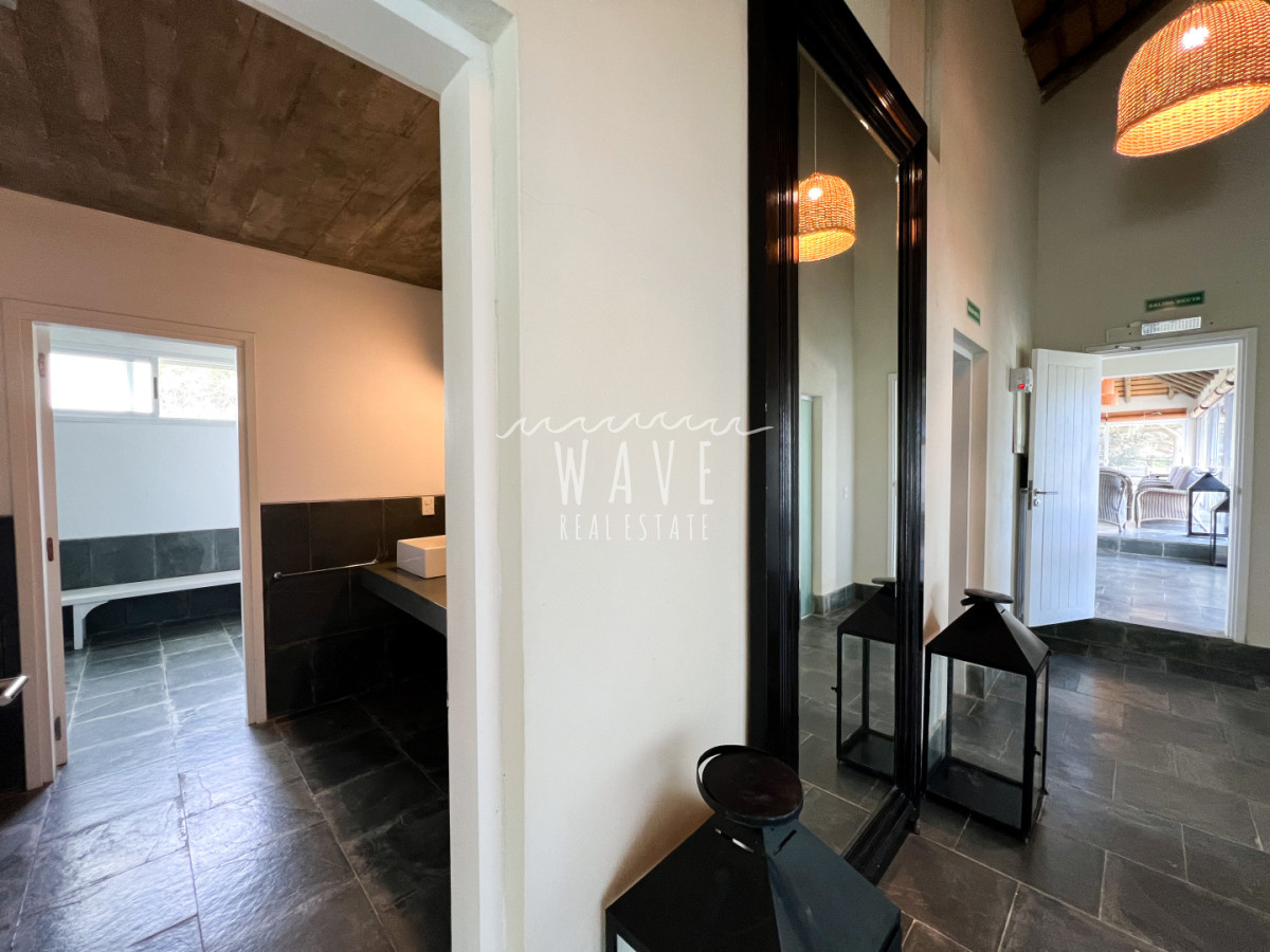Casa ID.6136 -  Espectacular residencia de 6 suites en Laguna Estates | 5.000 m² de terreno y vista a Laguna Blanca