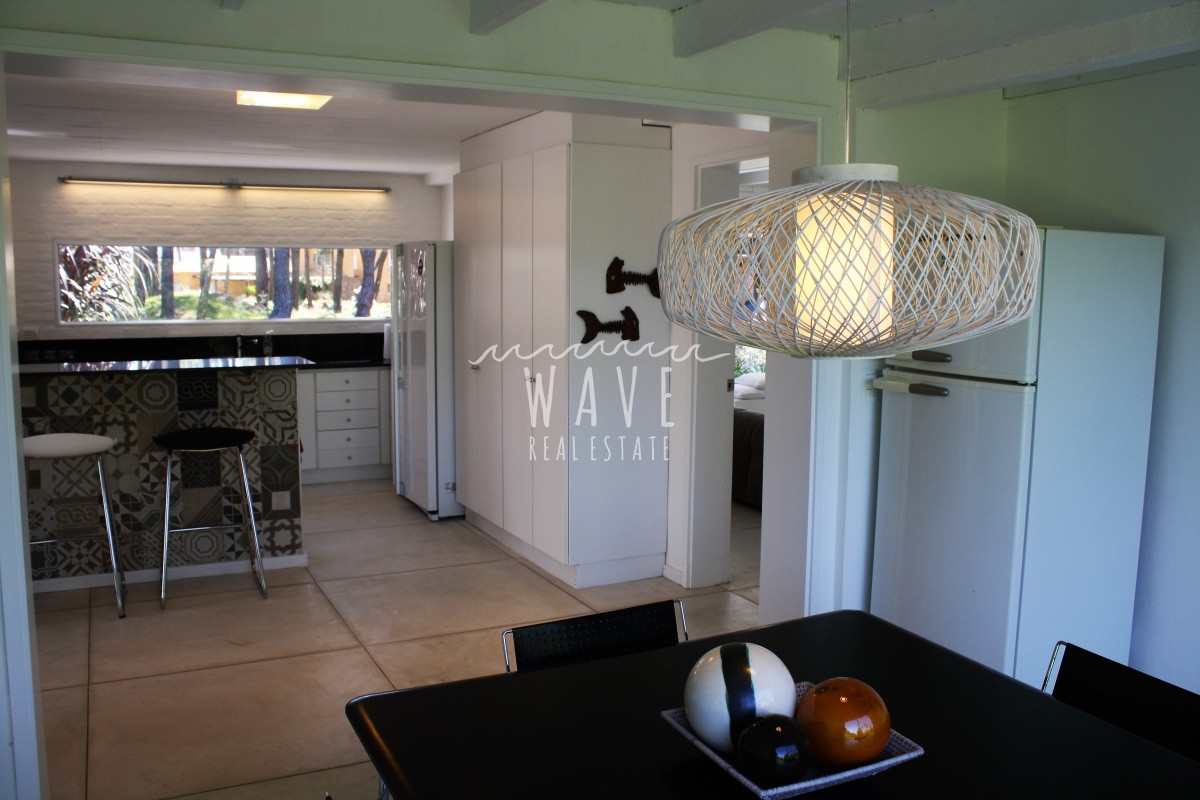 Casa ID.769 - Alquiler temporal de verano, casa de 5 dormitorios en Manantiales, Club de Campo Laguna Blanca